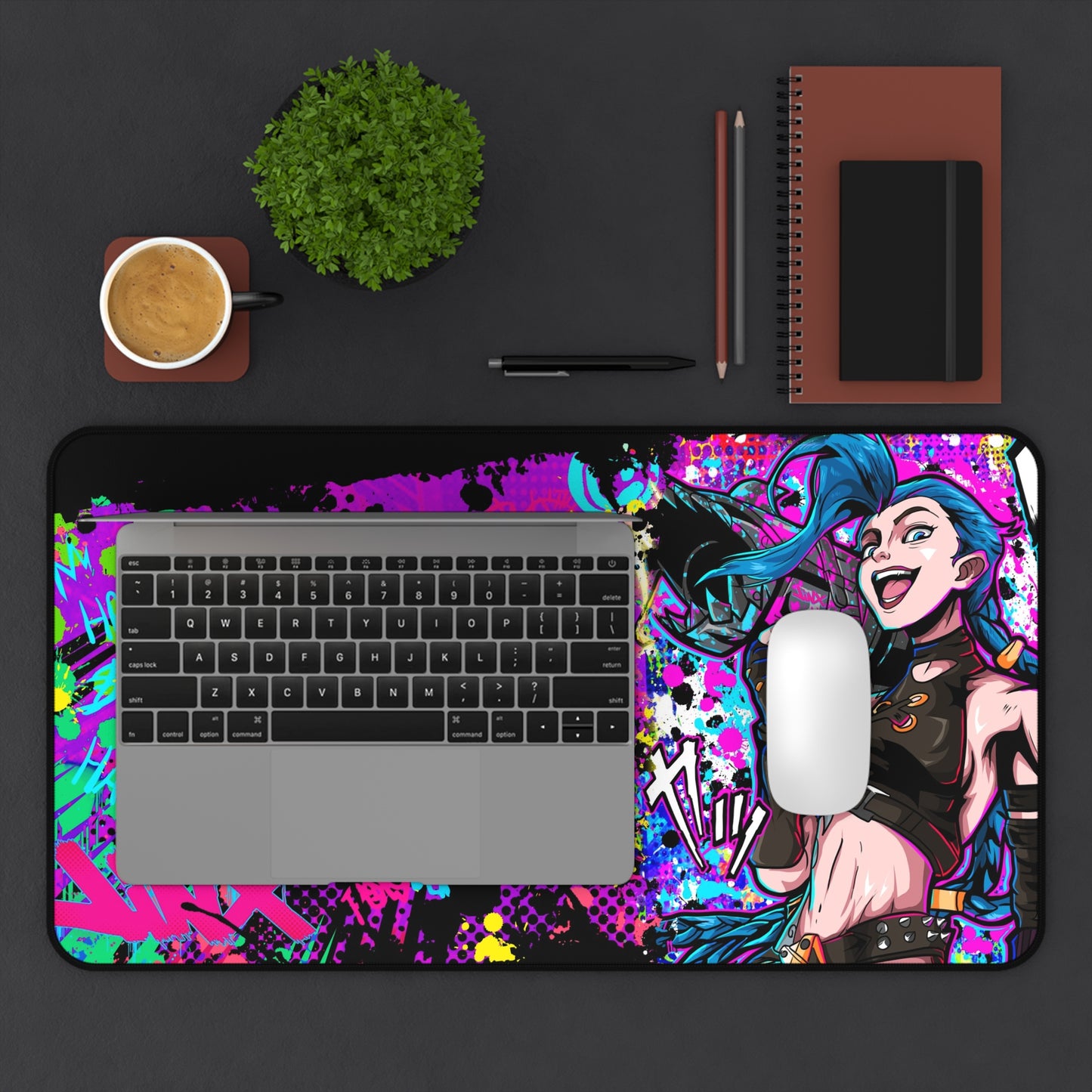 Jinx of the family desk mat